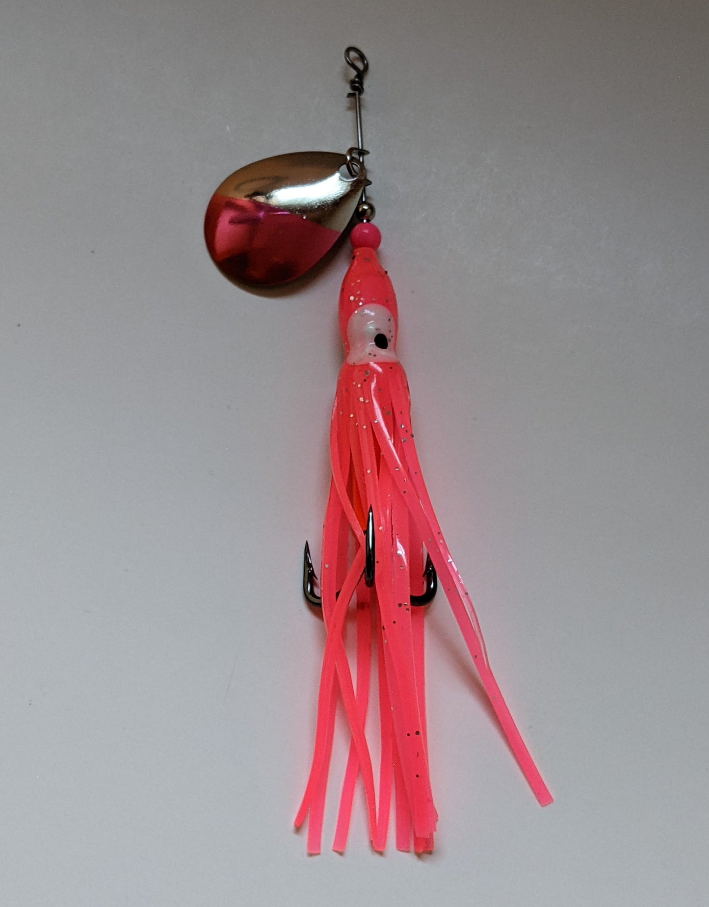 #3.5 Salmon Spinner Pinky Dance